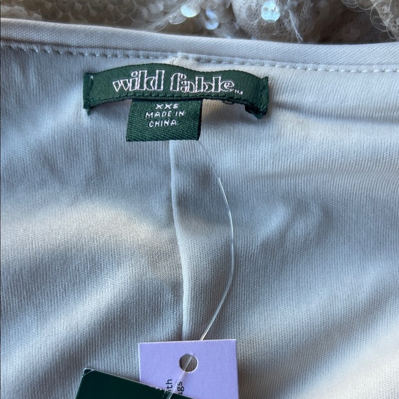 Wild Fable Cream Sequin Long Bell Sleeve with Keyhole Neckline Fabric with Tags - Picture 7 of 7